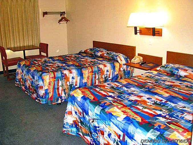 Rodeway Inn Emporia Zewnętrze zdjęcie