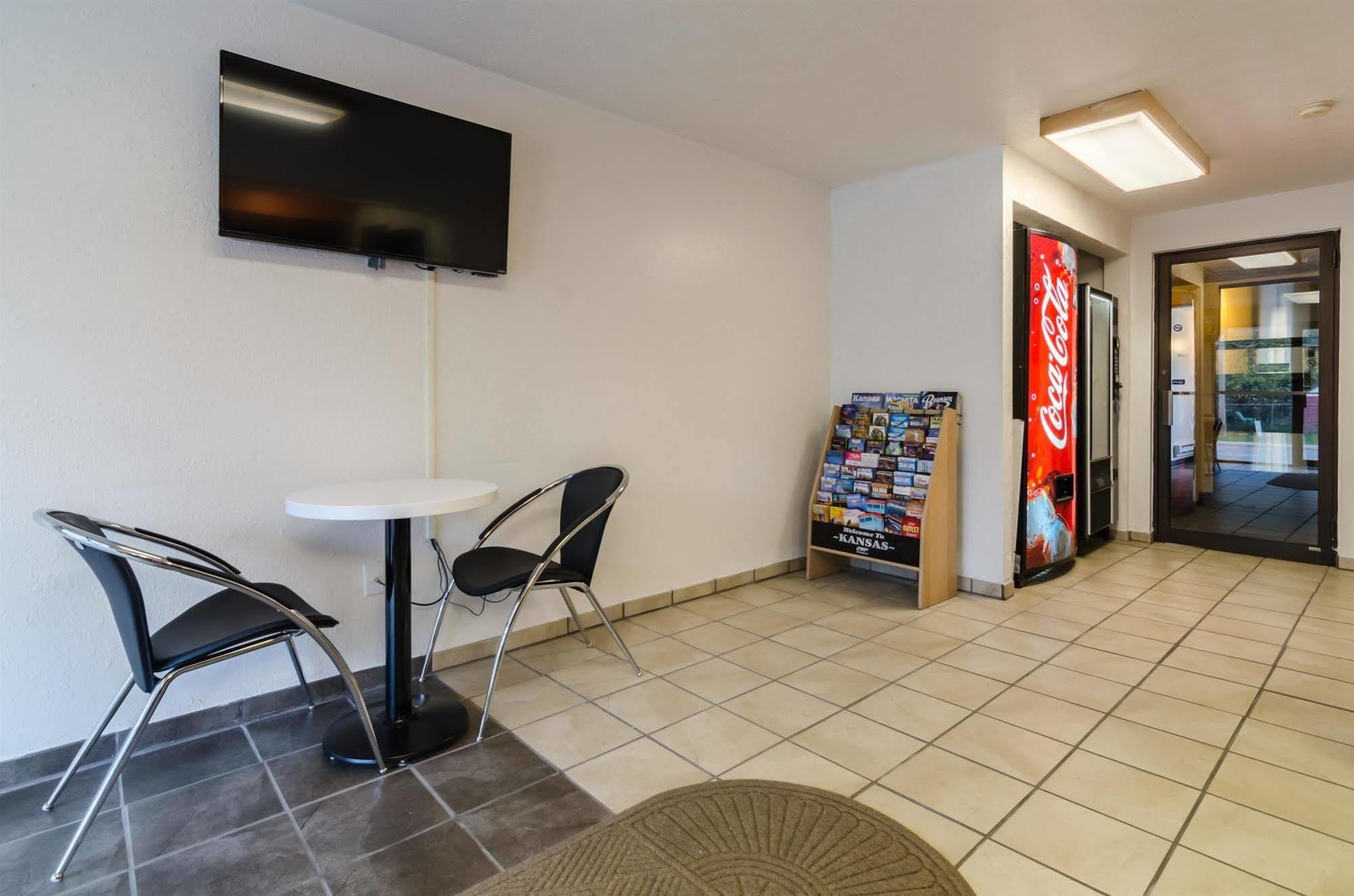 Rodeway Inn Emporia Zewnętrze zdjęcie